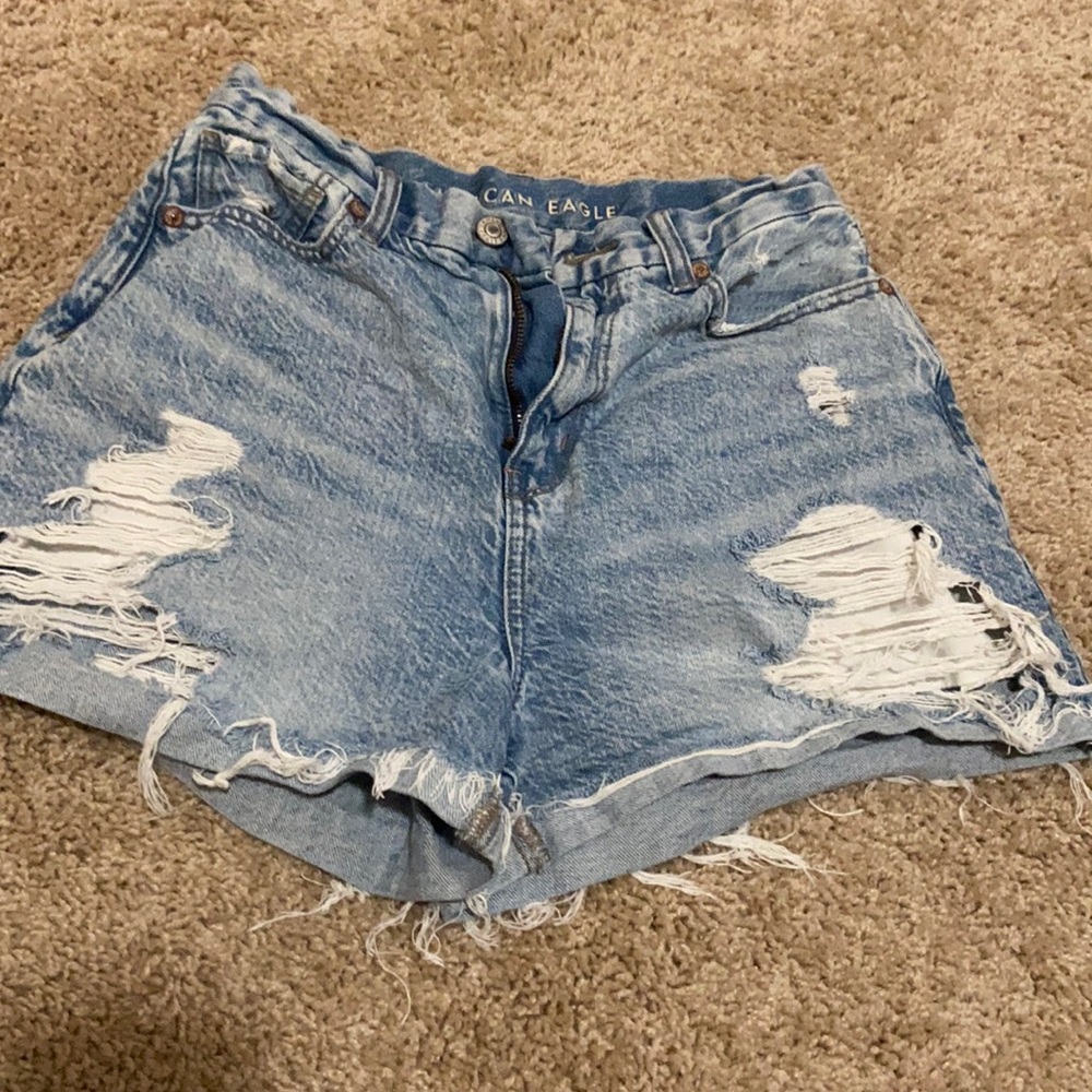 American Eagle, size 2, ripped jean shorts